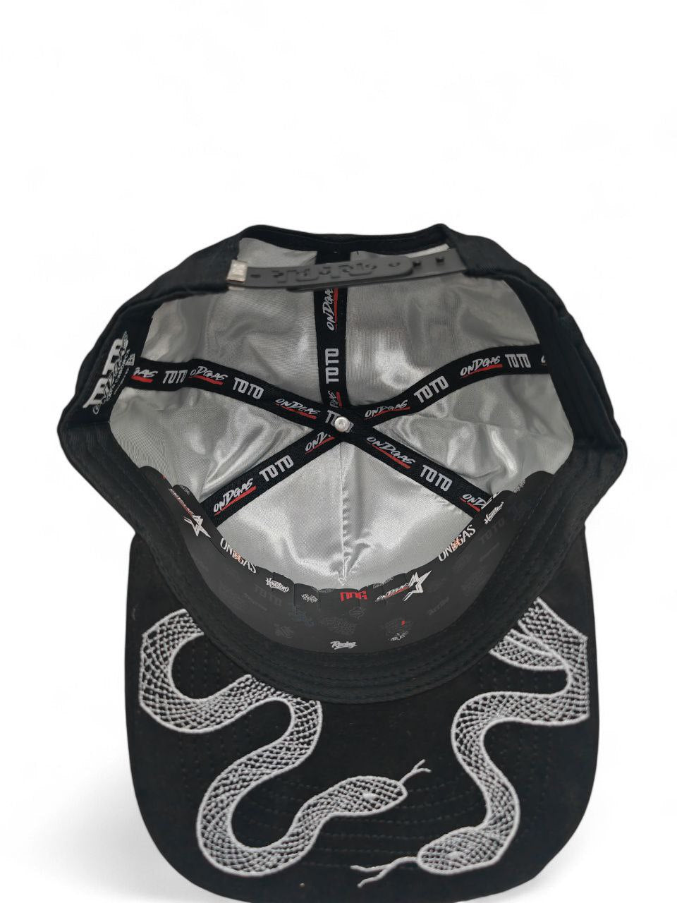 TOTO HATS ONDGAS
